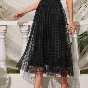 Beautiful black skirt- brand new